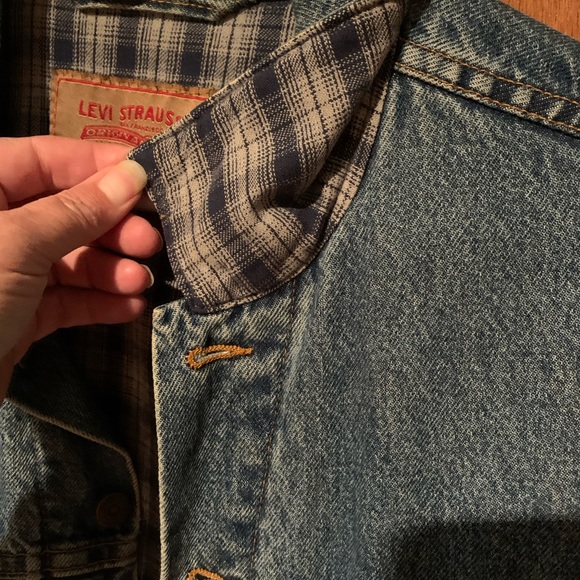 VTG Levi’s fleece lined trucker jacket. Perfect condition! - Picture 2 of 13